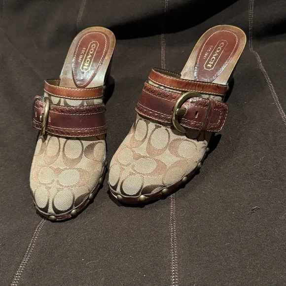 Coach Sable Signature Clog Mules with Stud Accents - Picture 3 of 7